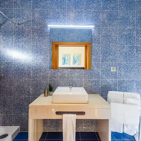 Villa Rosemary - Surf And Beach Albufeira