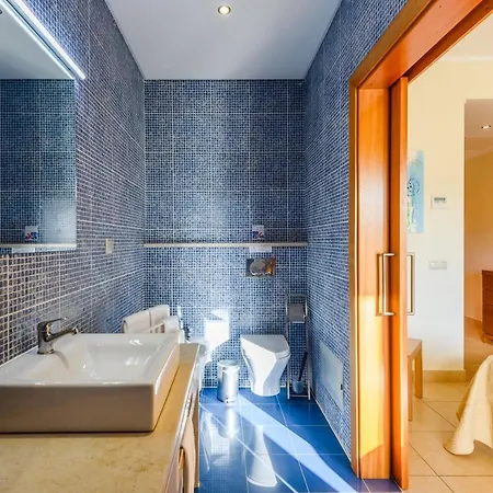 Villa Rosemary - Surf And Beach Albufeira